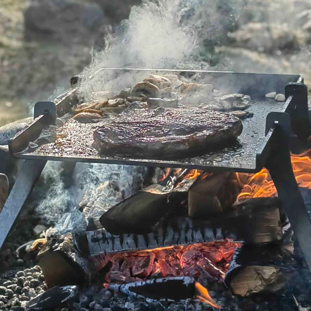 Grillplate med høye kanter