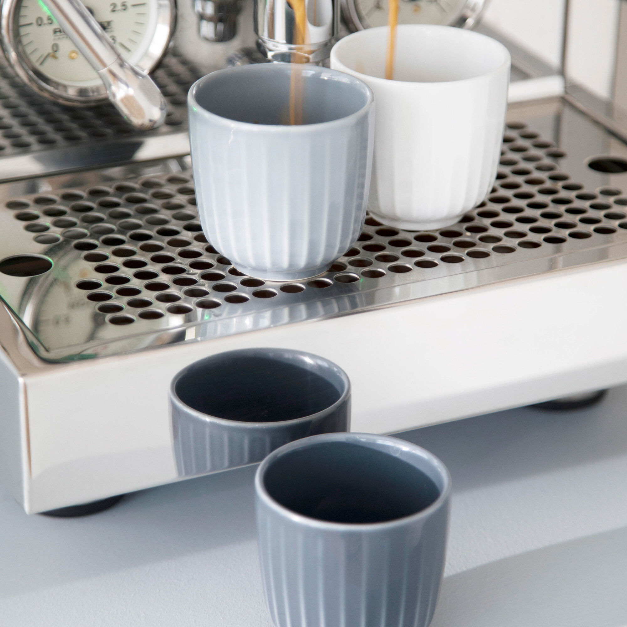 Alternativ bild 1 för Kähler Hammersøi Espressokopp 10 cl Vit