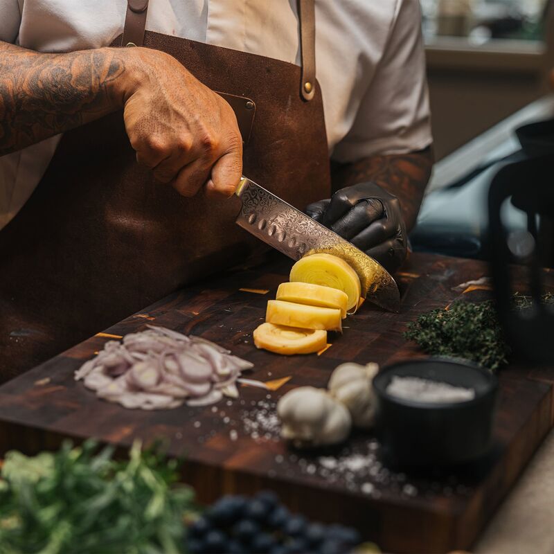 Svart Santokukniv Olivslipad, 18 cm