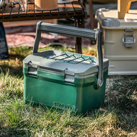 The Easy Carry Outdoor Cooler 15,1 liter
