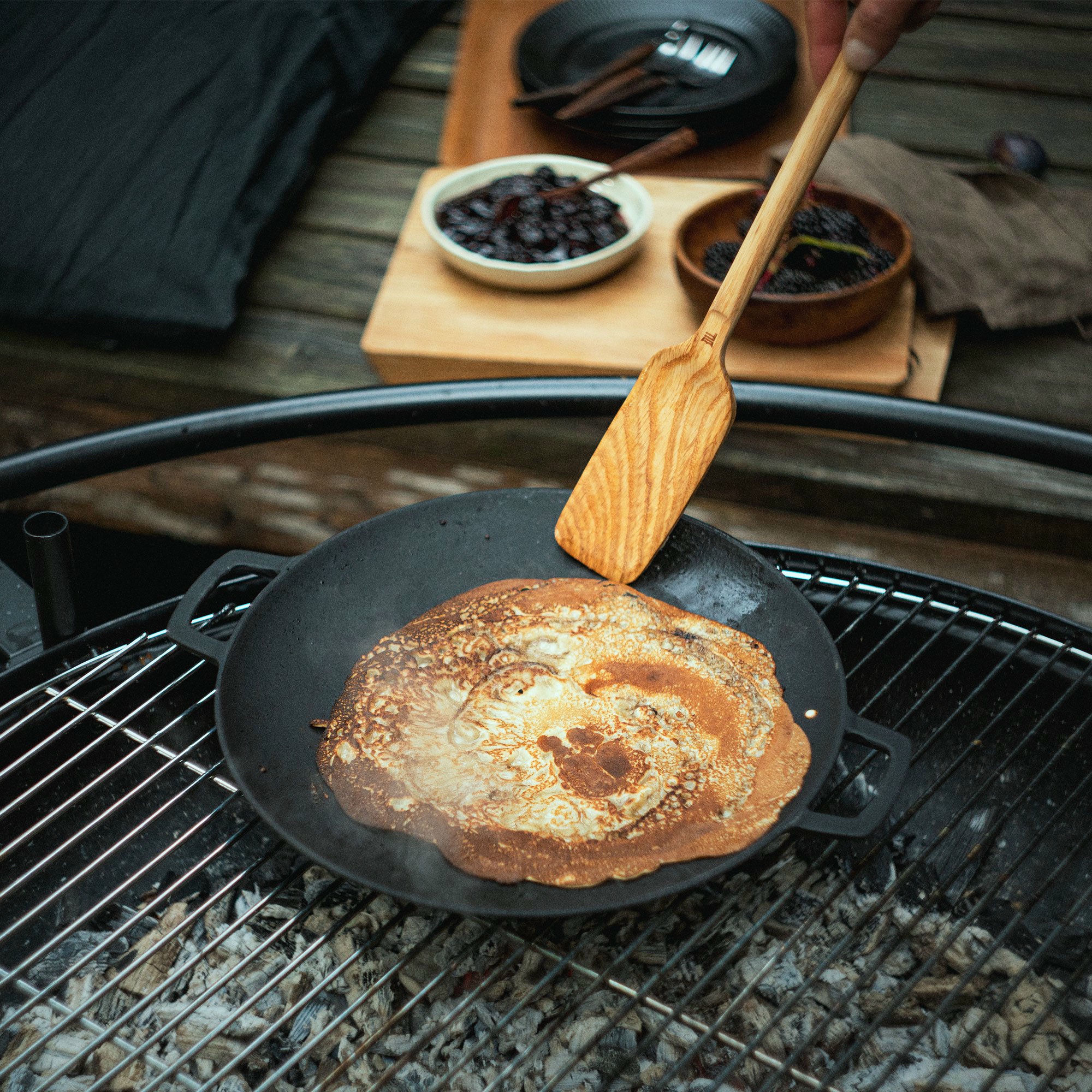 Alternativ bild 1 för Fiskars Grillspade Norden trä