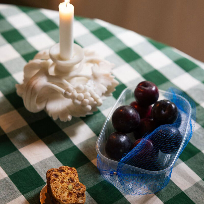 Elsa bordsduk 145×145 cm, grön/beige