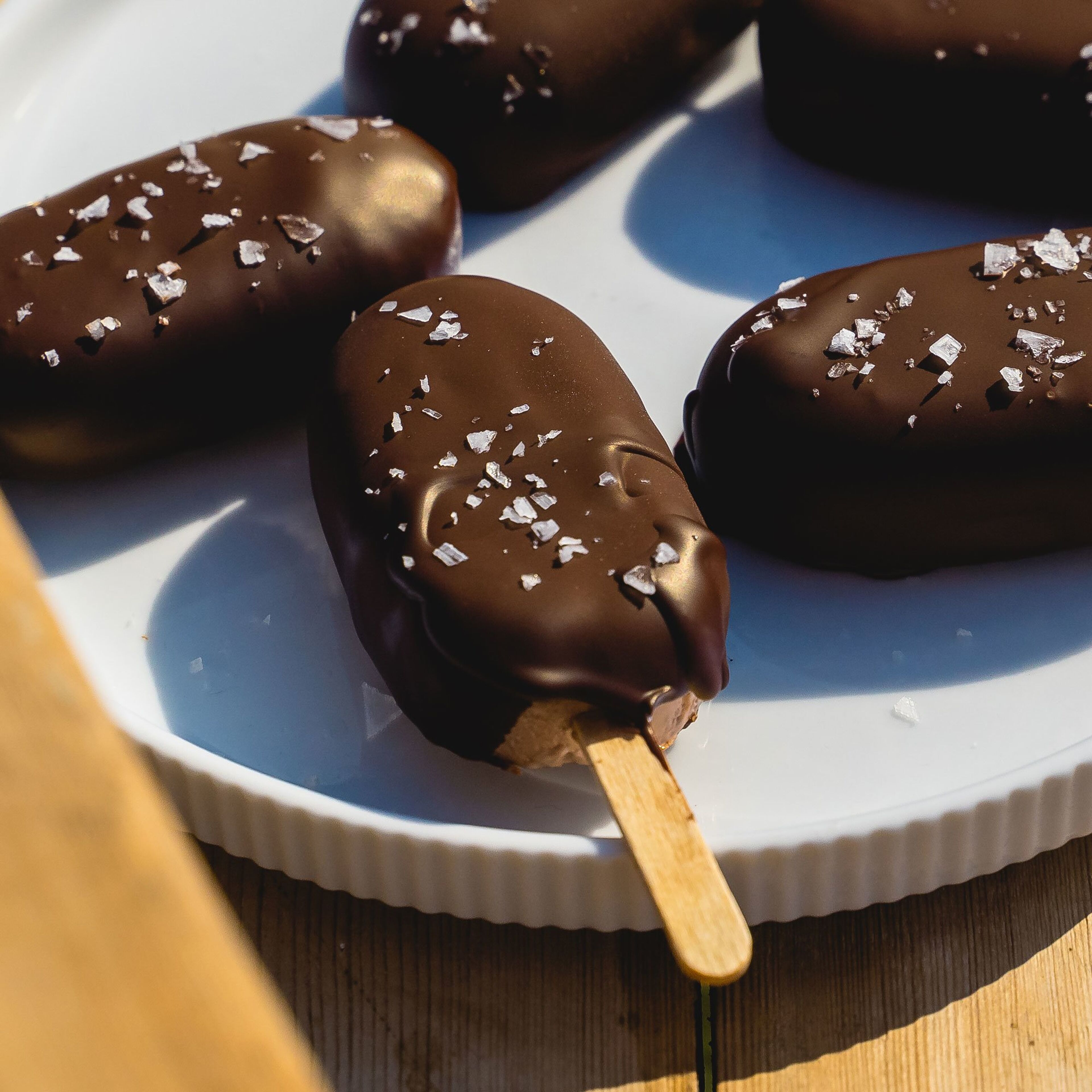 georg-jensen-bernadotte-frokosttallerken-20-cm-10019189-48230-4