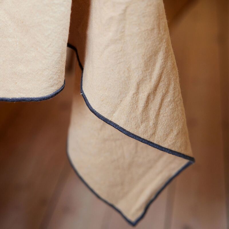 Edith pöytäliina 280 x 150 cm, beige