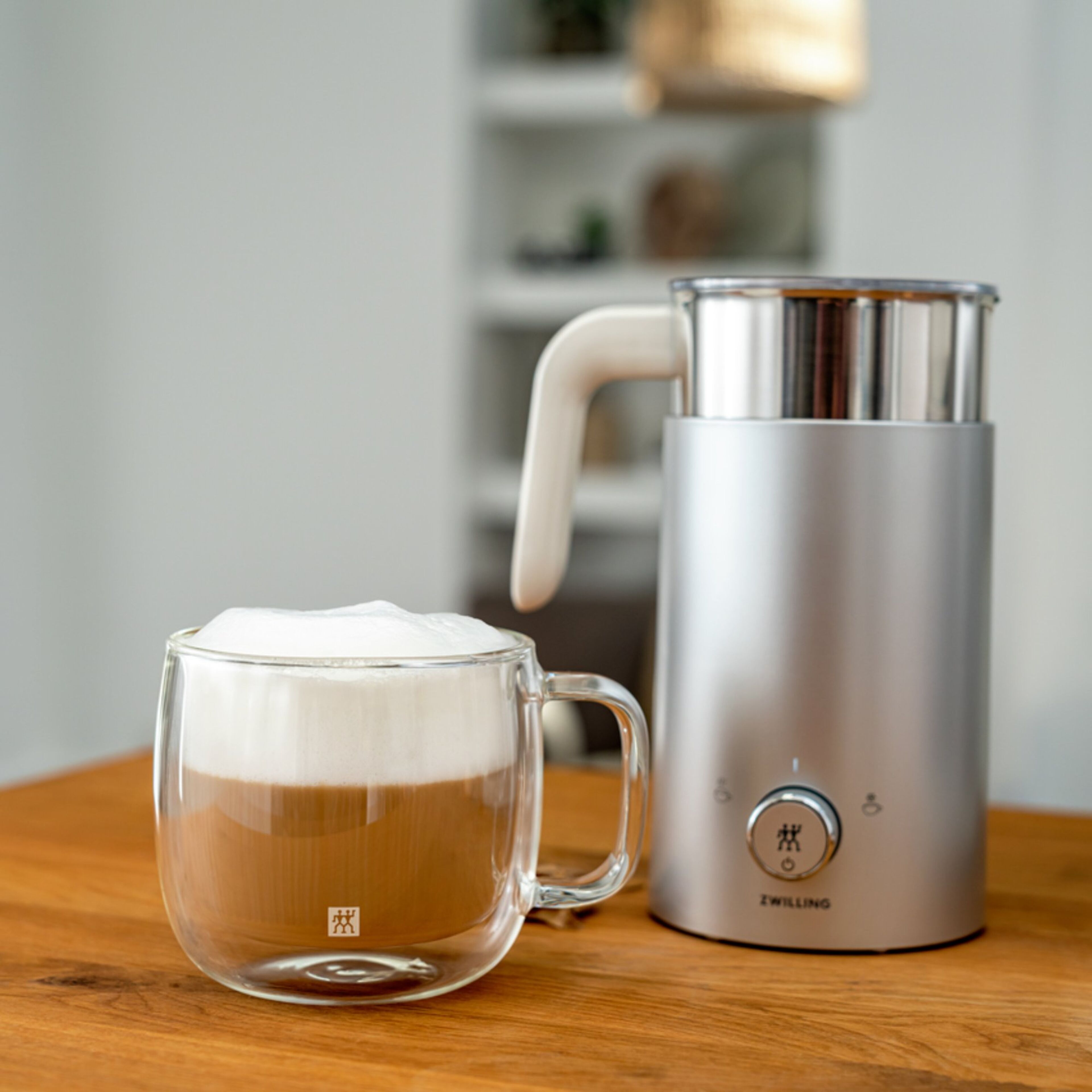 zwilling-enfinigy-maelkeskummer-1010479-55142-3