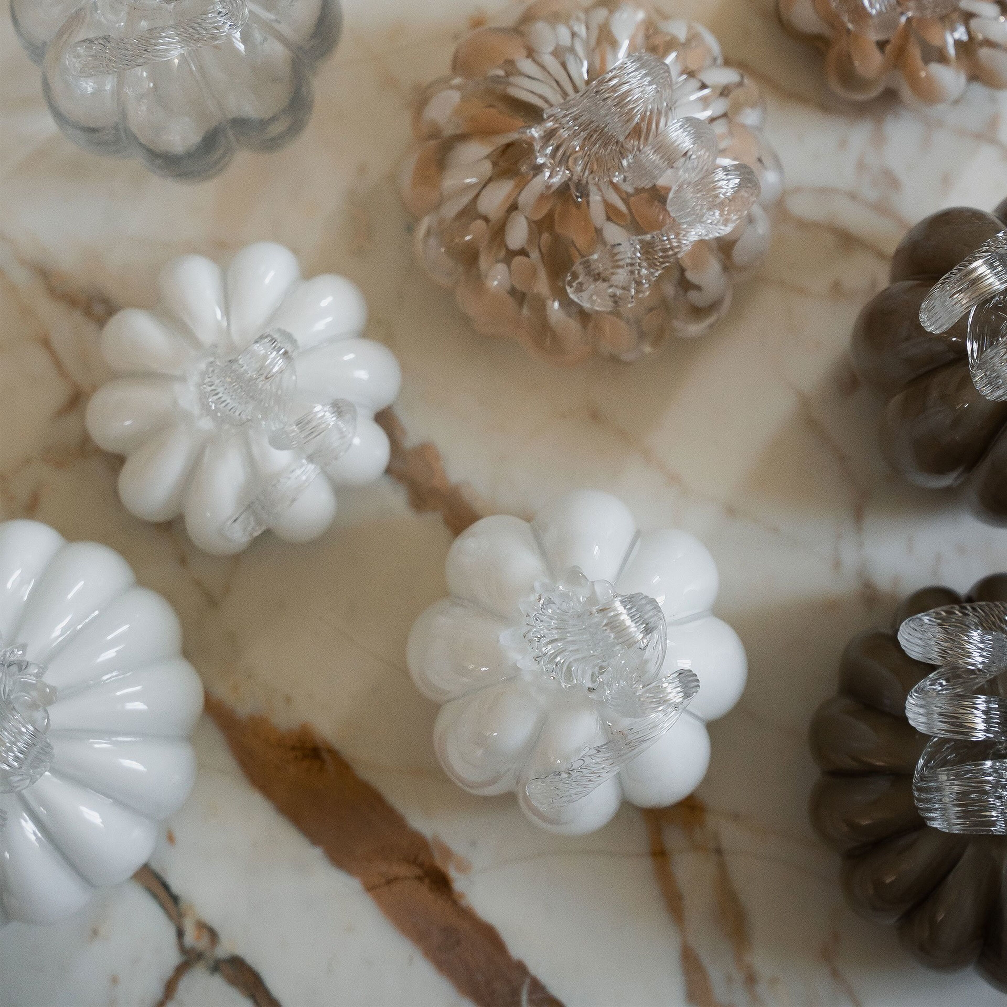 cooee-design-hi-065-01-wh-64917-2