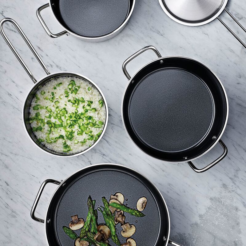 Gryta med Slip-Let®-beläggning 2,2 liter, rostfritt stål