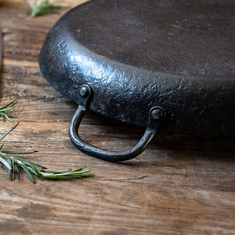 Satake Kuro BBQ-stekepanne 28 cm, karbonstål