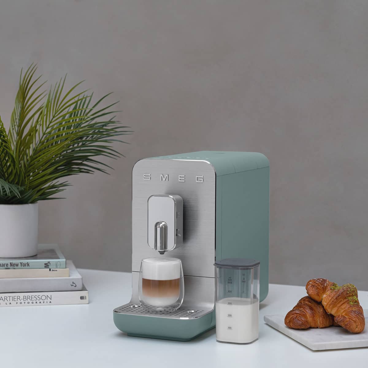 Helautomatisk espressomaskin, emerald green