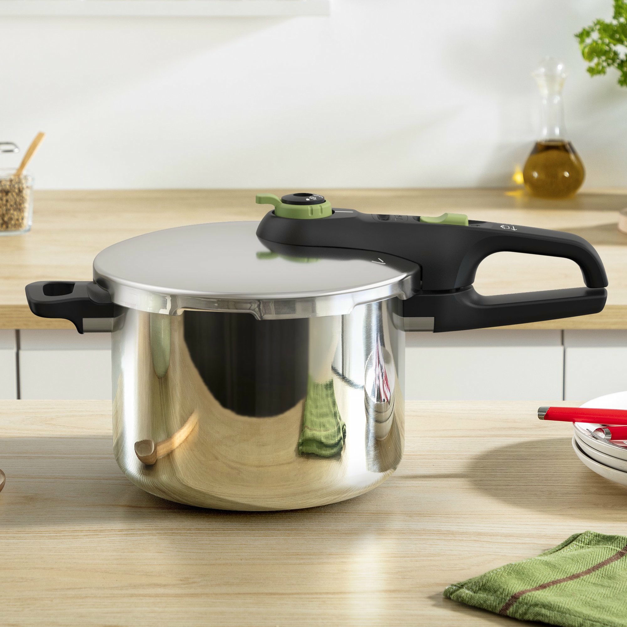 Alternativ bild 1 för Tefal Secure Trendy tryckkokare inkl. ångkorg 6 liter