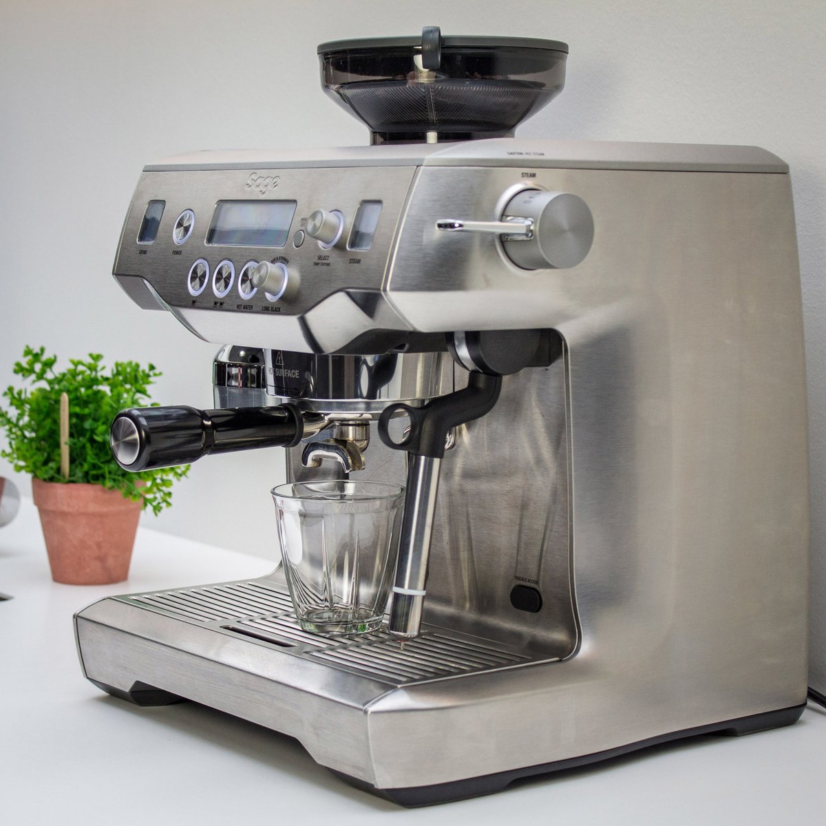 BES980 The Oracle -espressokeitin