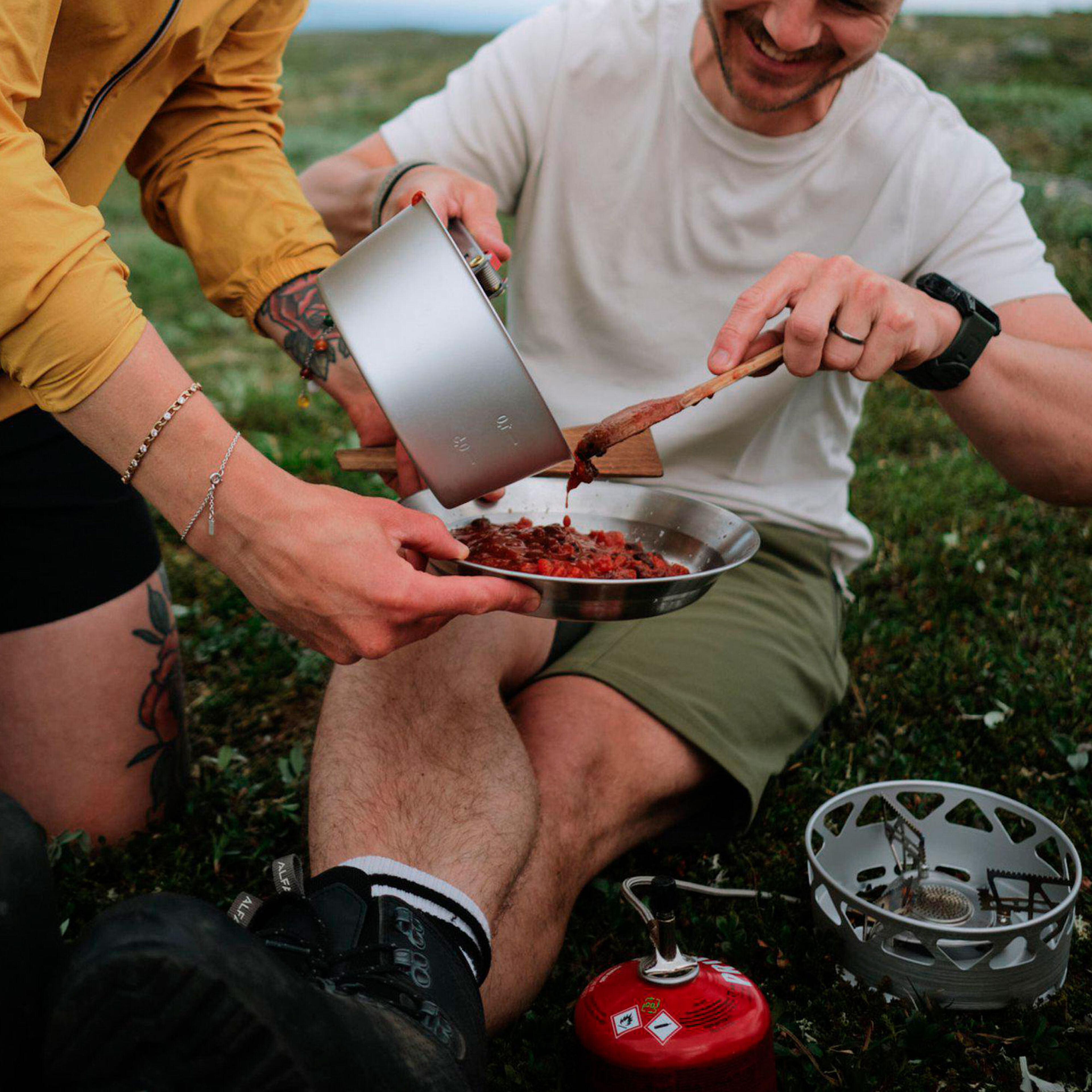 Essential Stove Set gaskök med 2 st kastruller 2,3 liter + stekpanna