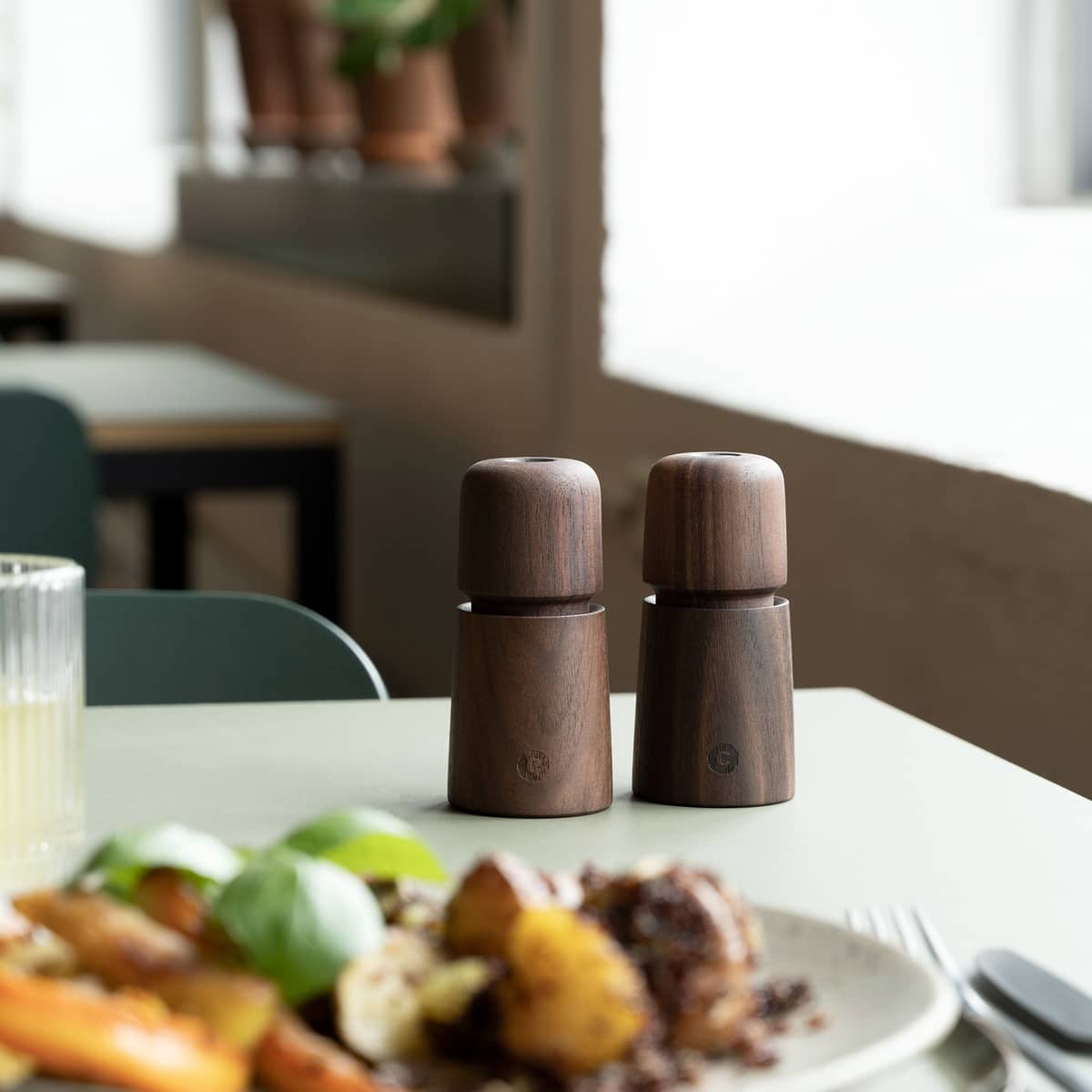 Stockholm salt- och pepparkvarn, 11 cm, valnöt