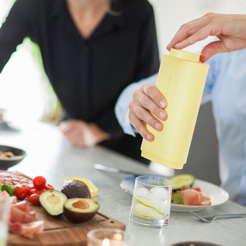 Icebreaker Urban håndholdt isterningmaskine