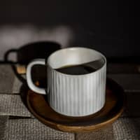 Kopp räfflad 8,5 cm, naturvit