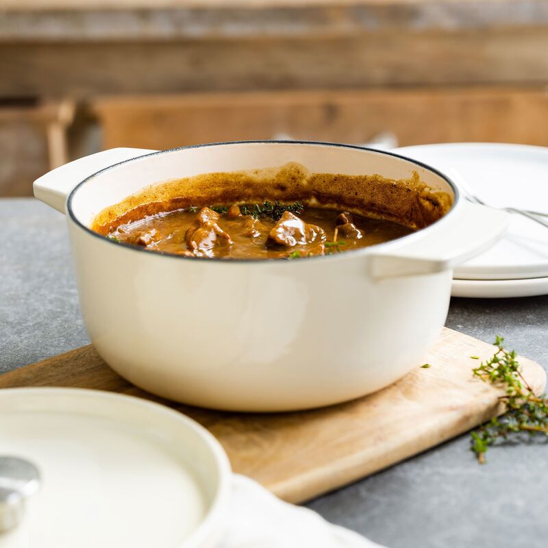 Støbejernsgryde 22 cm/3,3 liter, almond cream