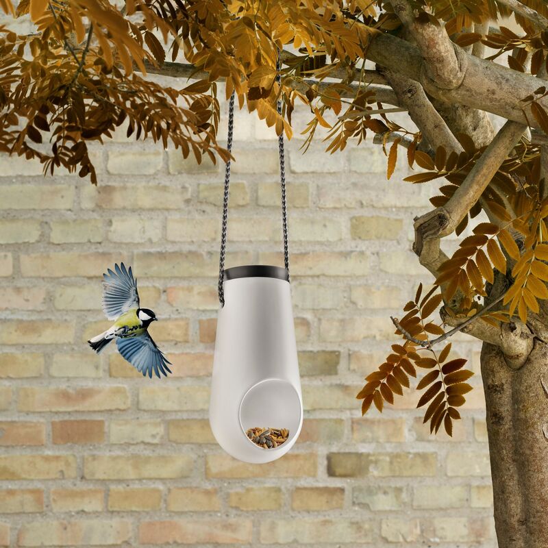 Riippuva ruokinta-automaatti