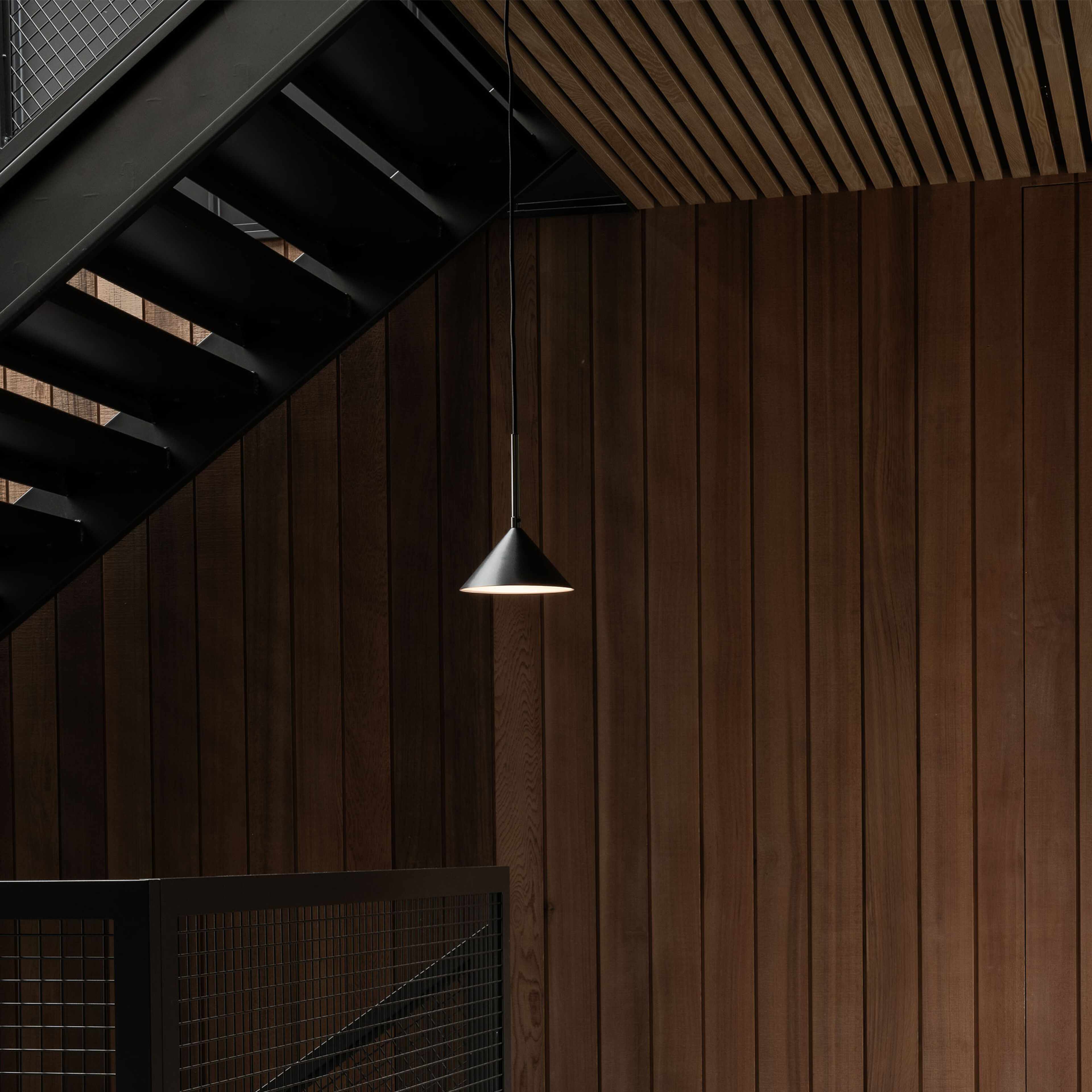 Kuro riippuvalaisin 17cm