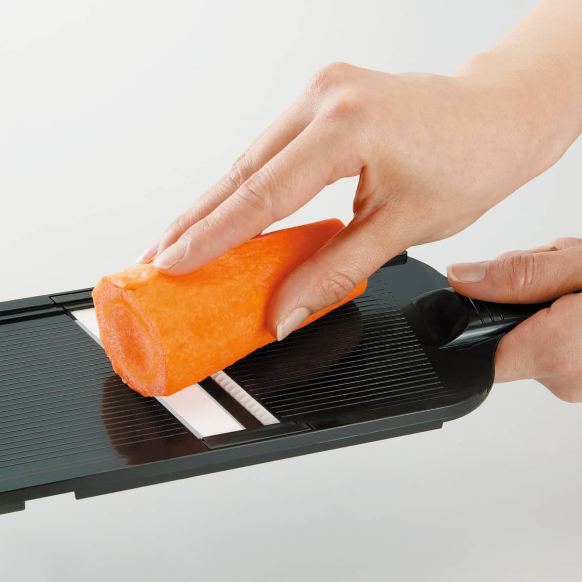 Julienne strimlare med keramiskt blad