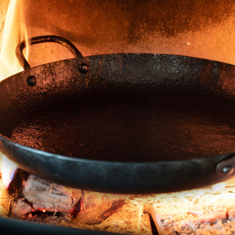 Satake Kuro BBQ-stekepanne 28 cm, karbonstål