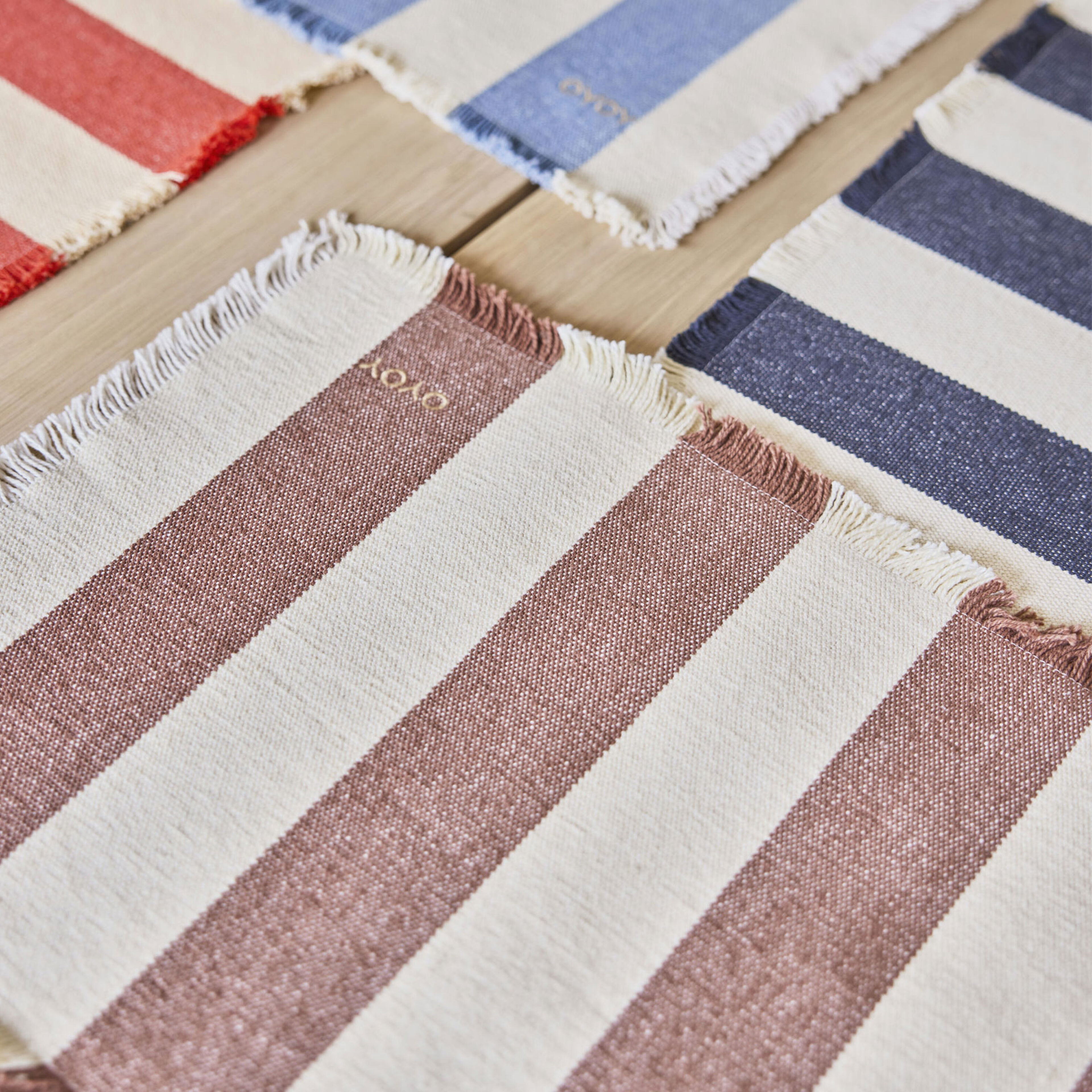 Toppu dækkeserviet, brun, 2 stk.