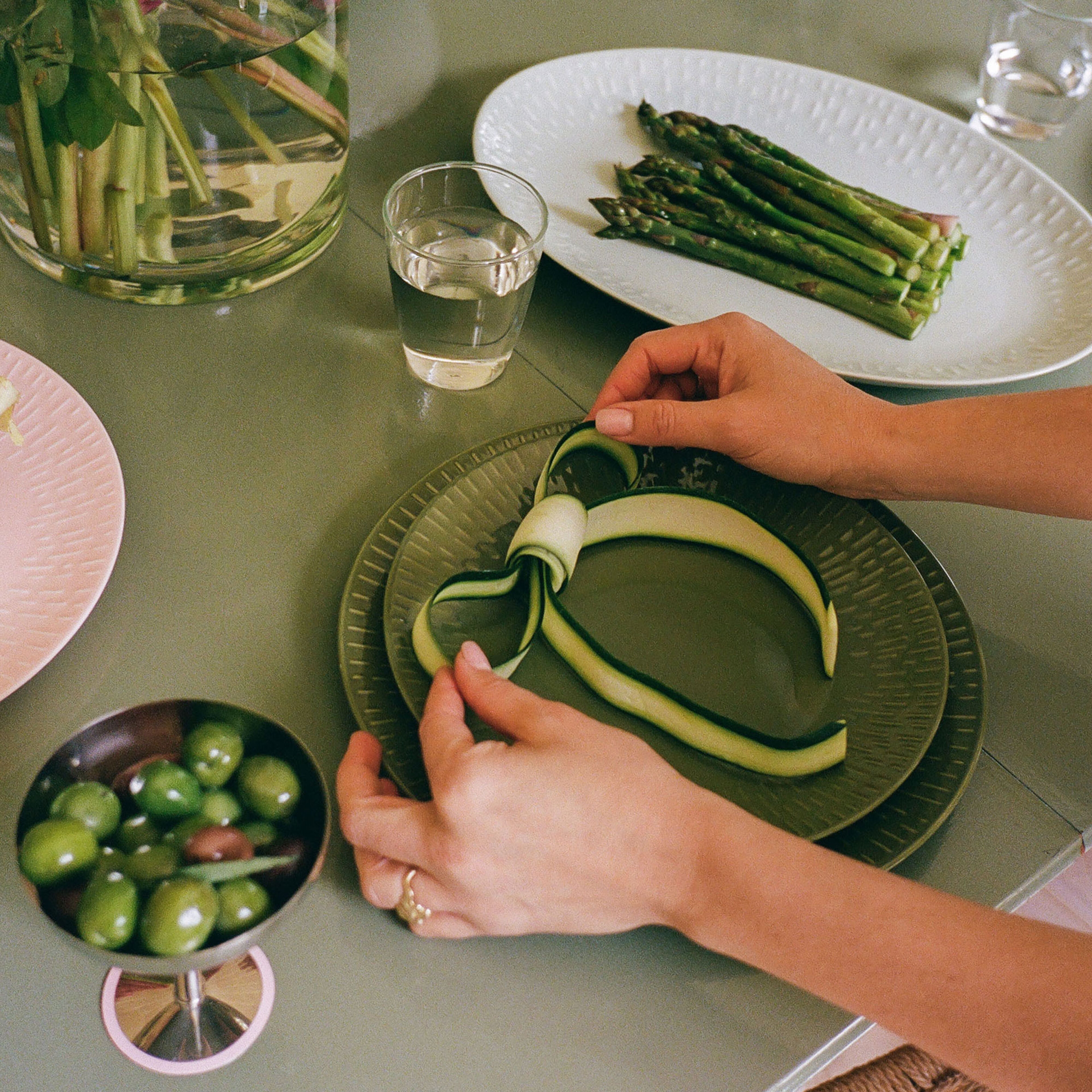 Confetti aamiaislautanen 24 cm, olive