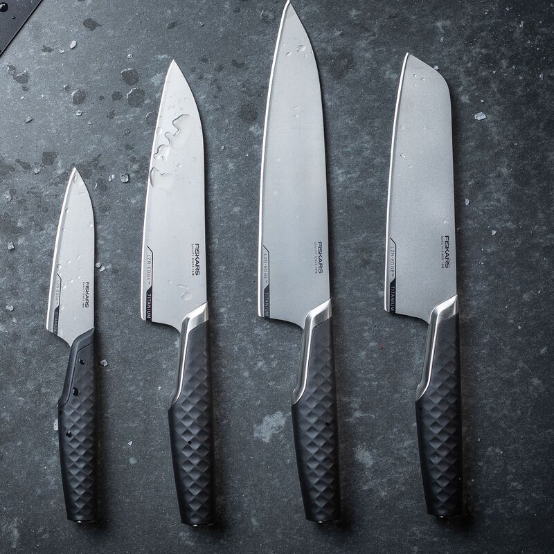 Fiskars Santokukniv Taiten 16cm