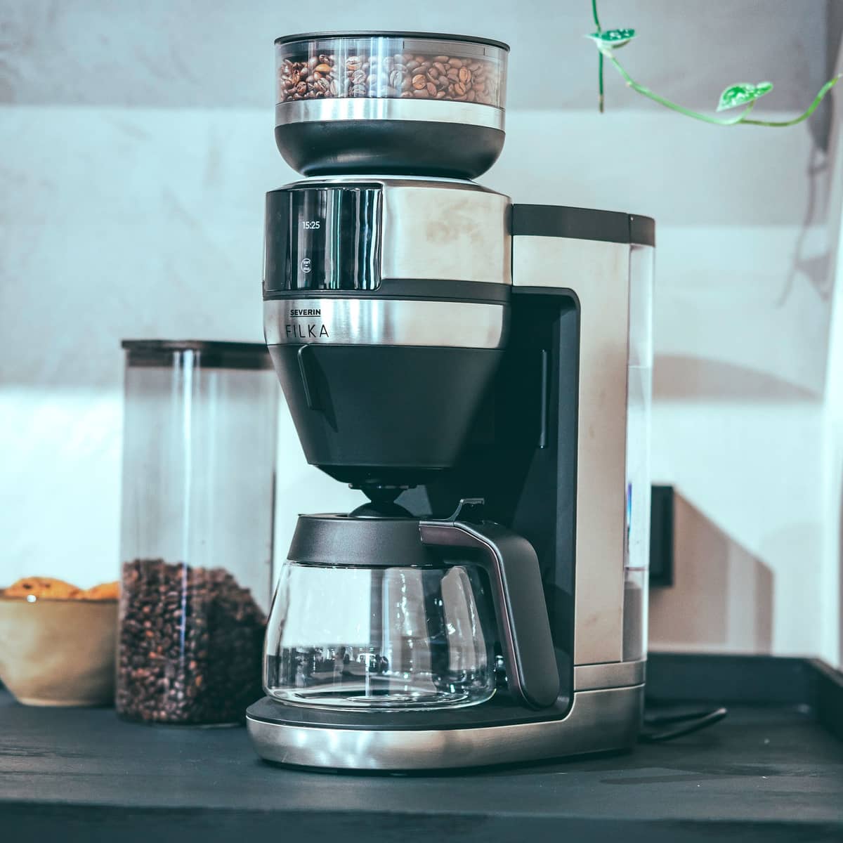 Filka Helautomatisk kaffemaskine m. glaskande
