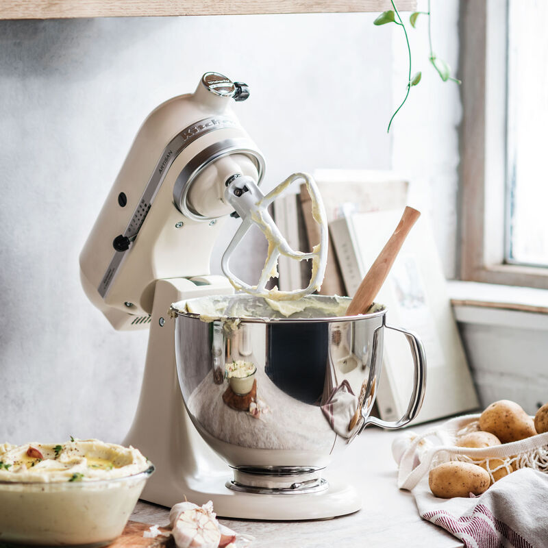 Kitchenaid Artisan 5KSM125EFL Köksmaskin 4.8 liter, Fresh Linen