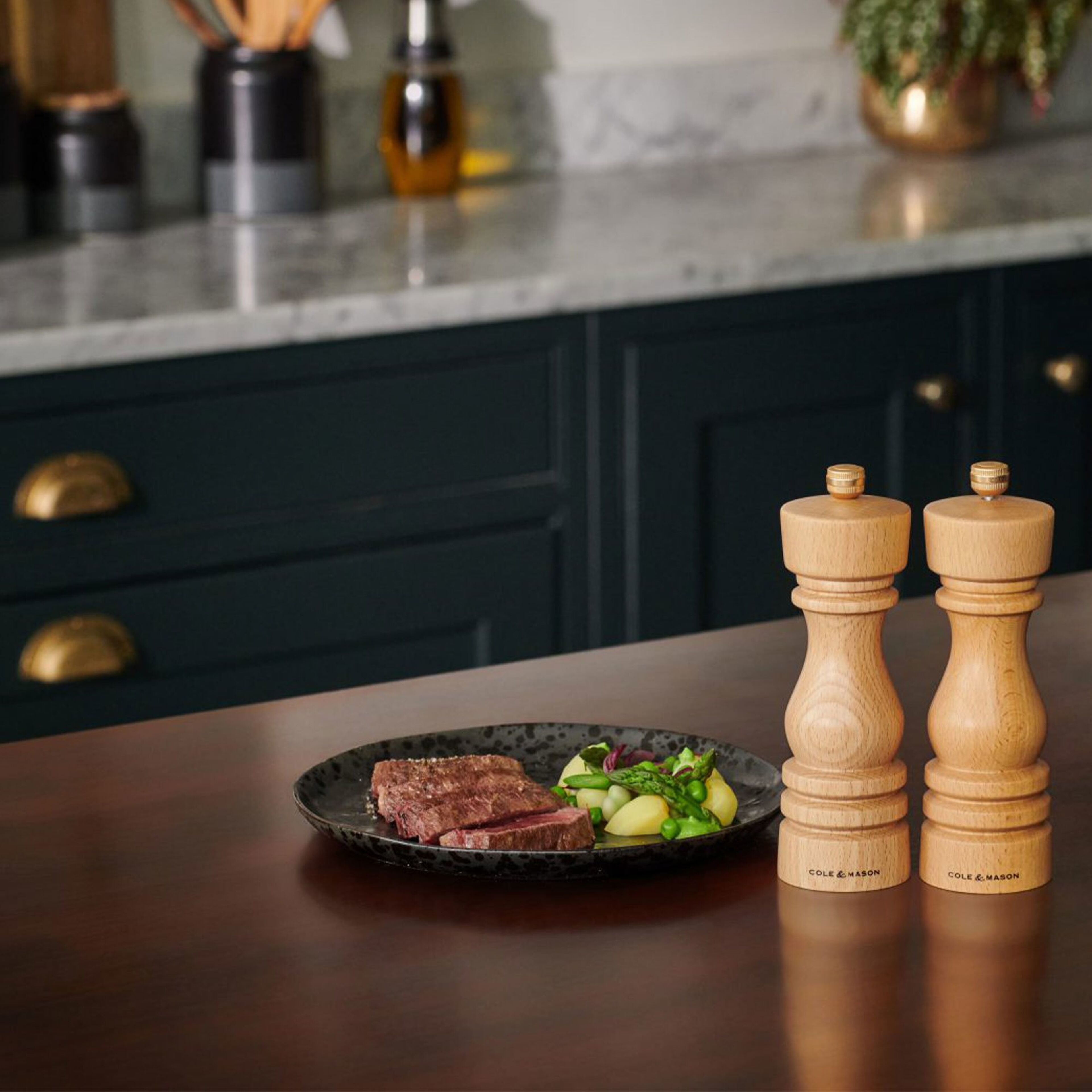 cole-mason-london-salt-og-peber-kvaernsaet-natural-h233008-60776-5