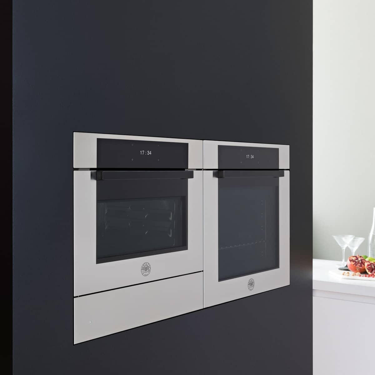 Modern F6011MODPTX varmluftsugn med pyrolys, 60 cm, rostfrit stål