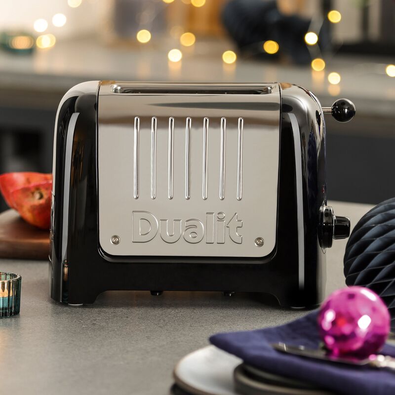 Vattenkokare & brödrost 2 skivor + galler