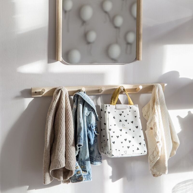 Else naulakko, jossa 7 koukkua, ruskea