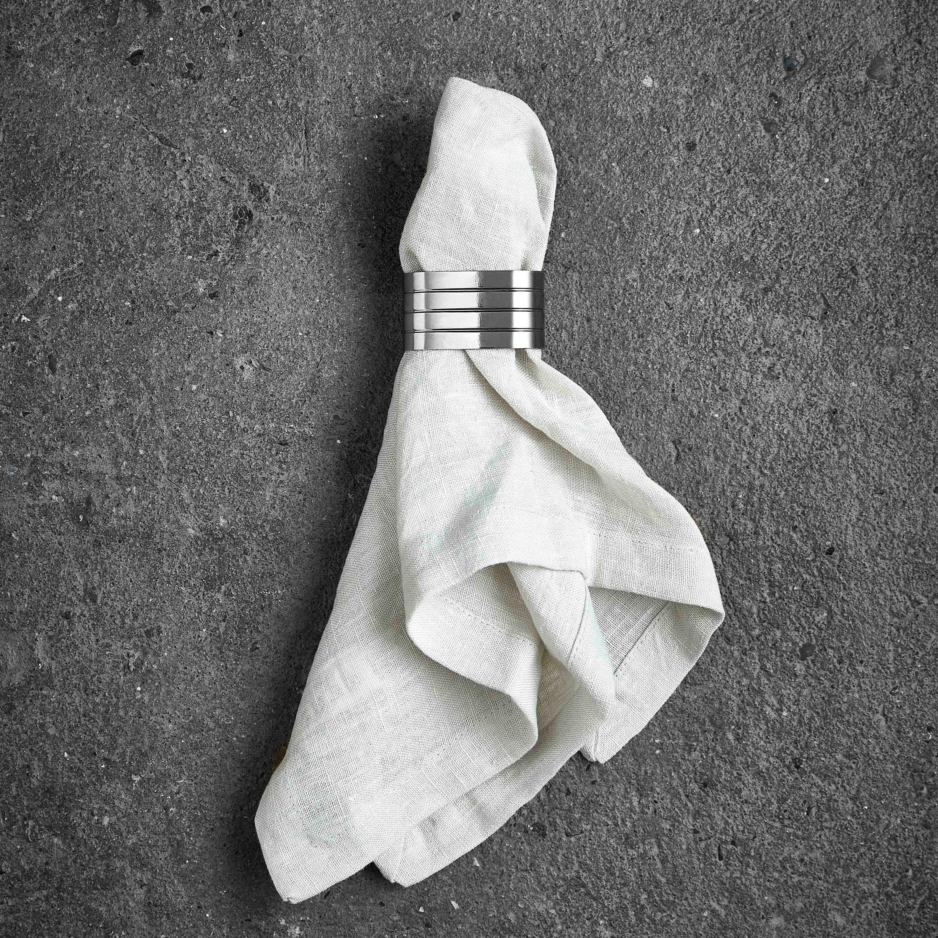 aida-groovy-servietringe-rostfritt-staal-4-pak-aida66490-53559-3