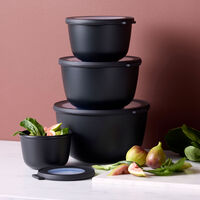 Cirqula bollesett høy 4 stk, svart