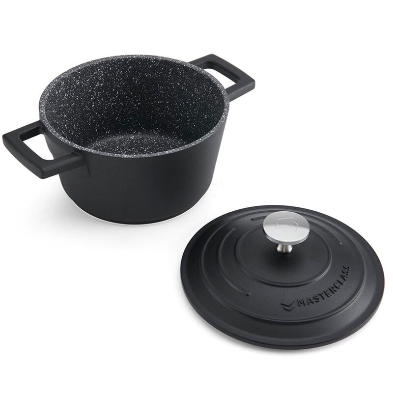 Masterclass Pata 1,4 litraa, musta