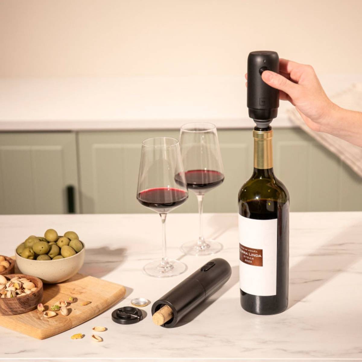 Wine Saver elektrisk vinpump, svart