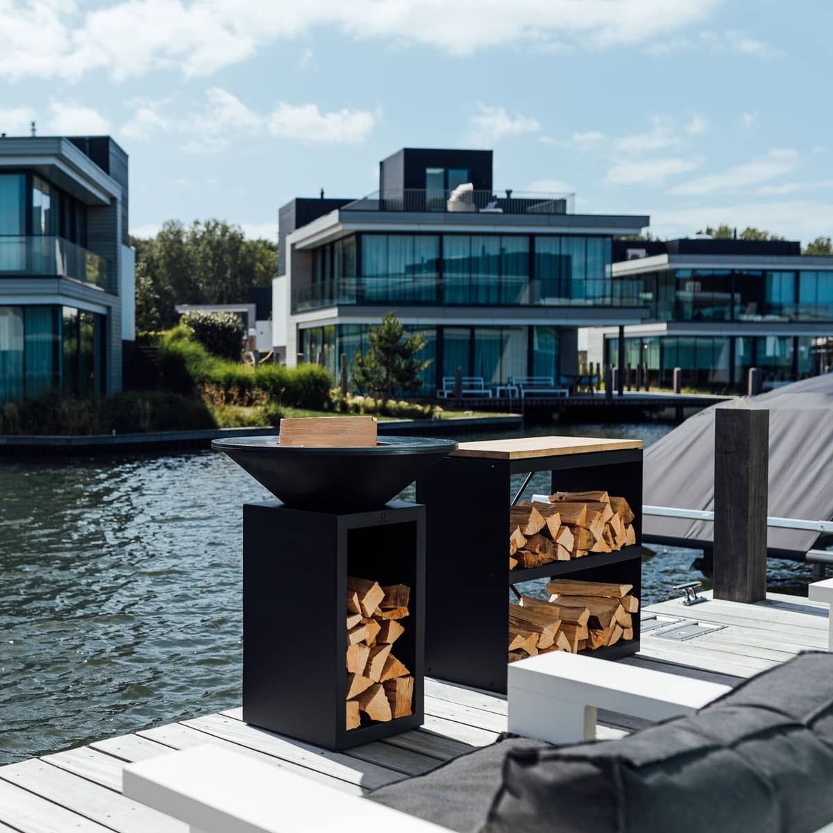 Classic Storage Black 100