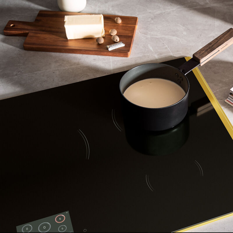 P905I1M37GT Super-Premium induksjonstopp 90 cm med gullramme, 5 soner