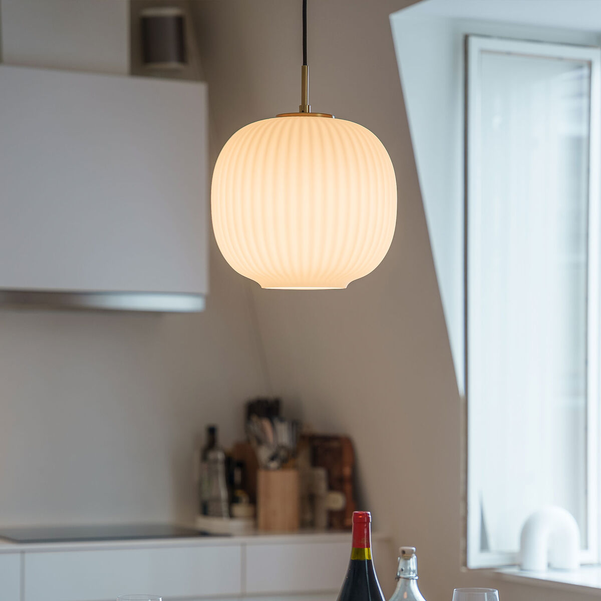 Vibra taklampe 26 cm, opal