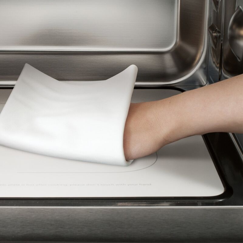 Ceramic Chef MCG30 mikroaaltouuni 30 litraa, musta