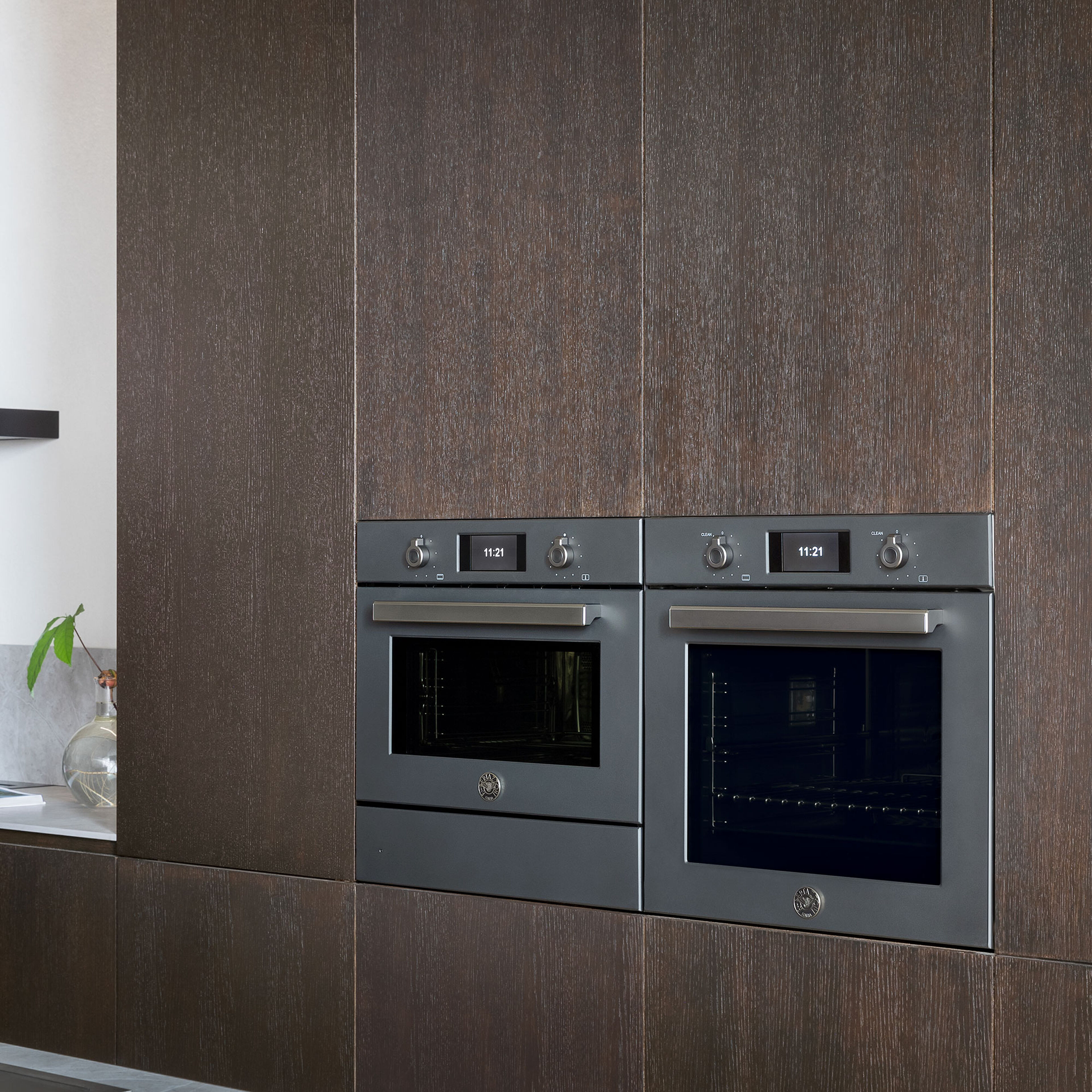 FPRO6117CTN3 Professional dampovn pyrolyse 80 liter, carbonio