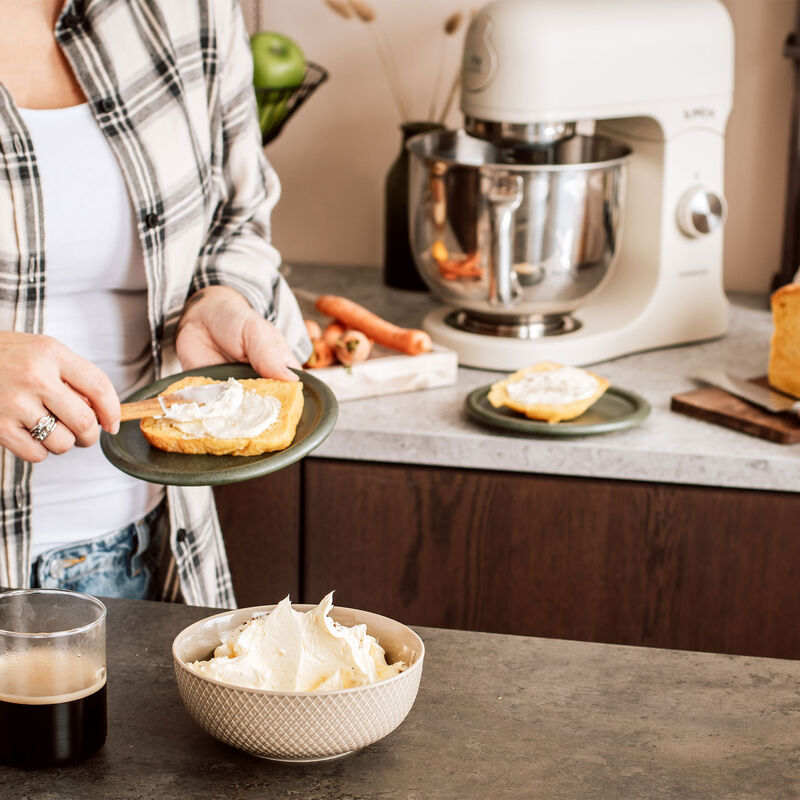 KMX751ACR yleiskone 5 litraa, cream