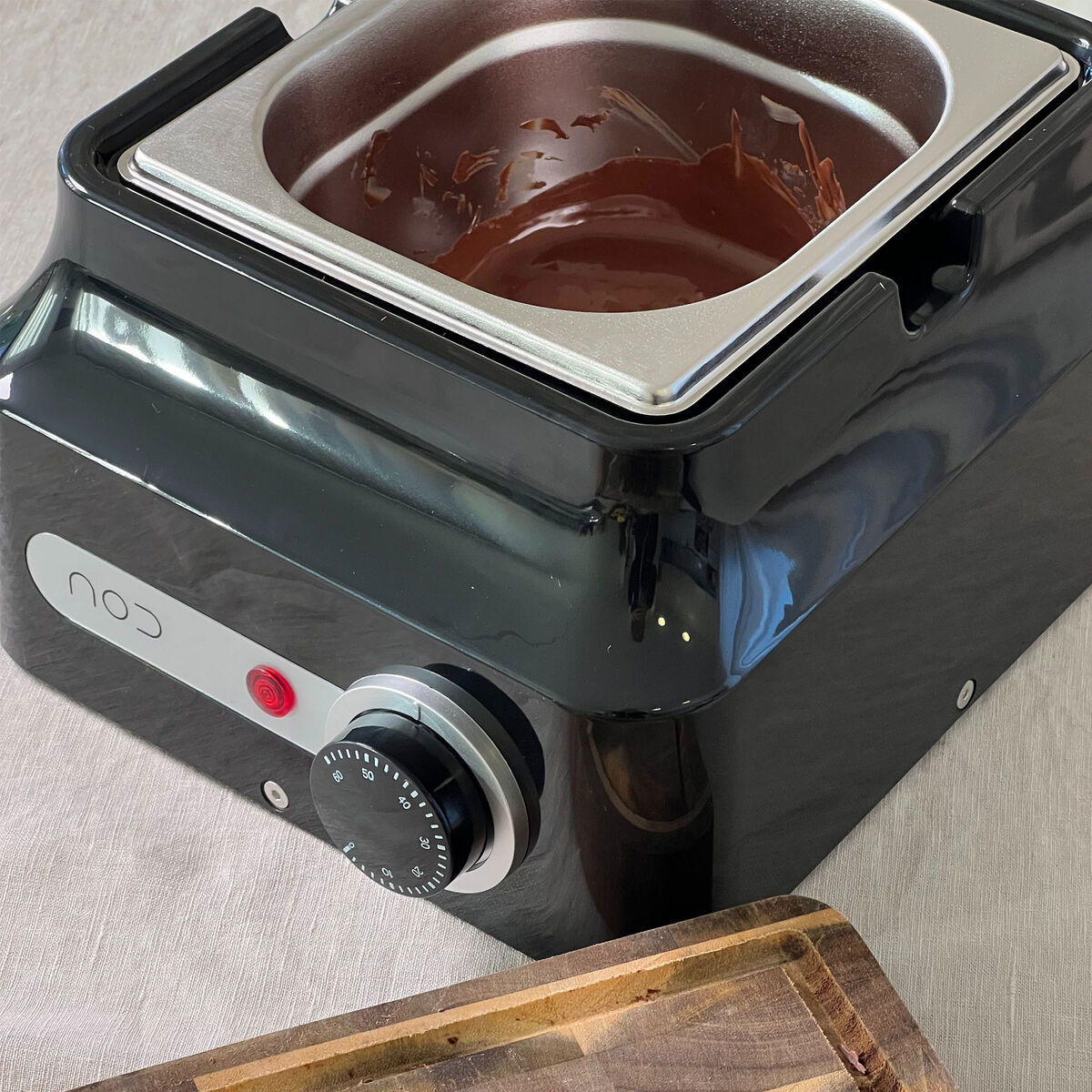 Suklaasulattaja termostaatilla 1,5 litraa
