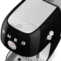 Manuaalinen espressokone Cold Brew -toiminnolla, musta