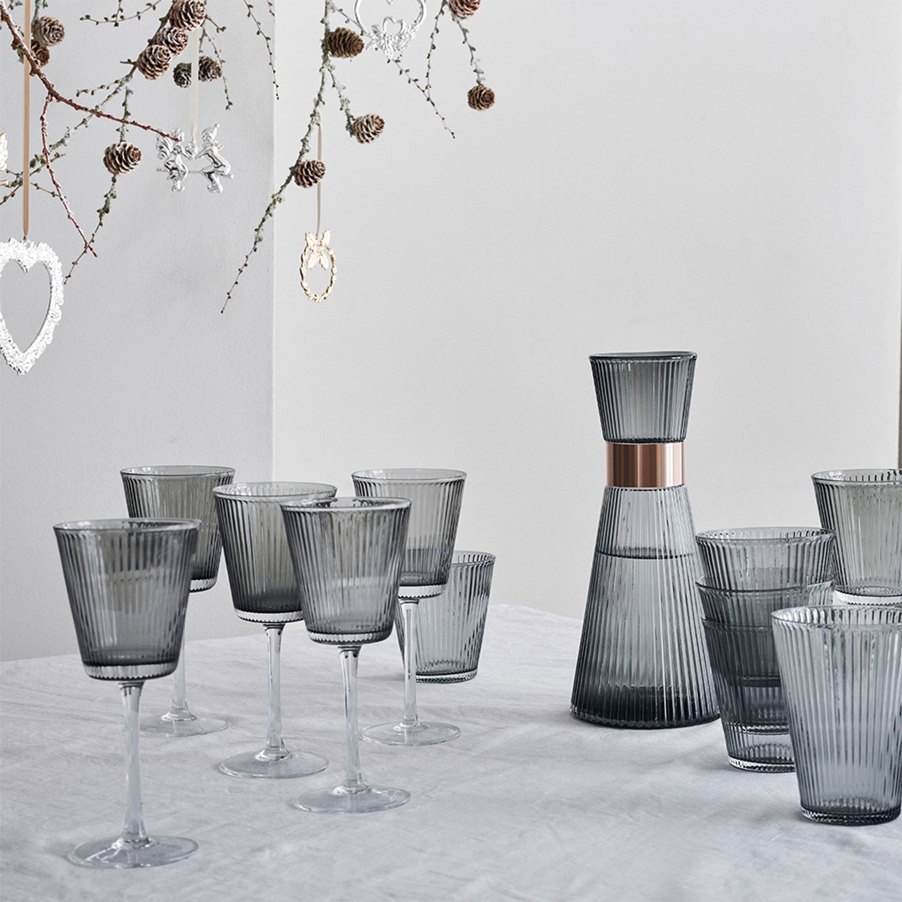 rosendahl-grand-cru-nouveau-vandglas-36-cl-smoke-2-stk-25403-59212-9