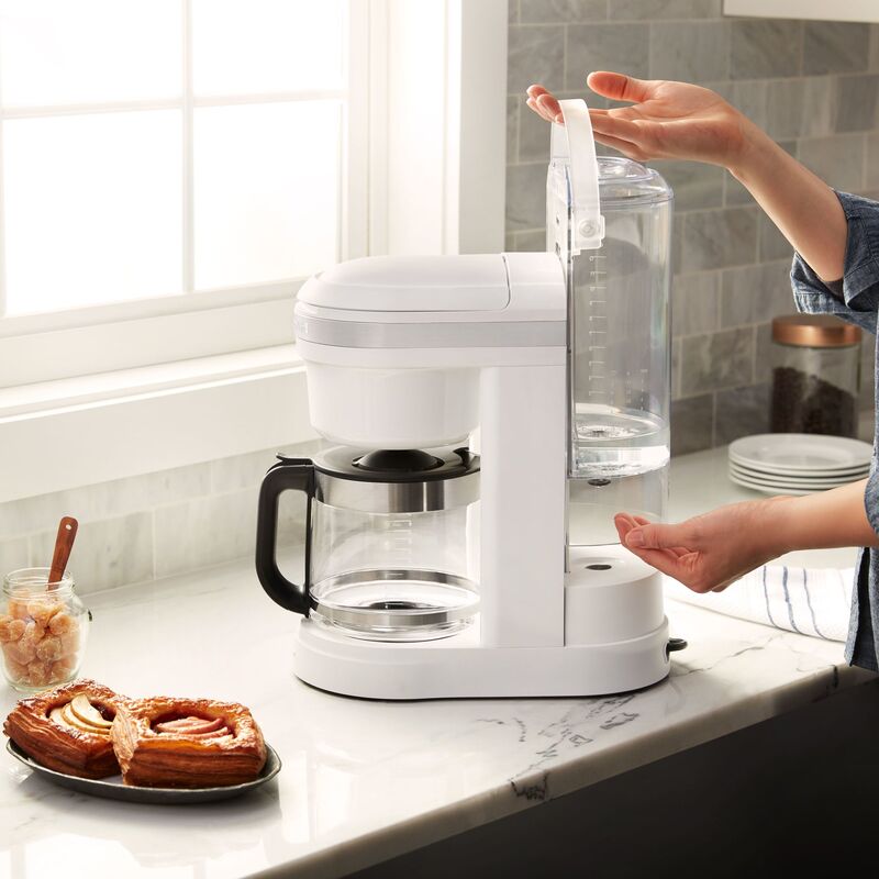 Classic 5KCM1208EWH -kahvinkeitin, valkoinen