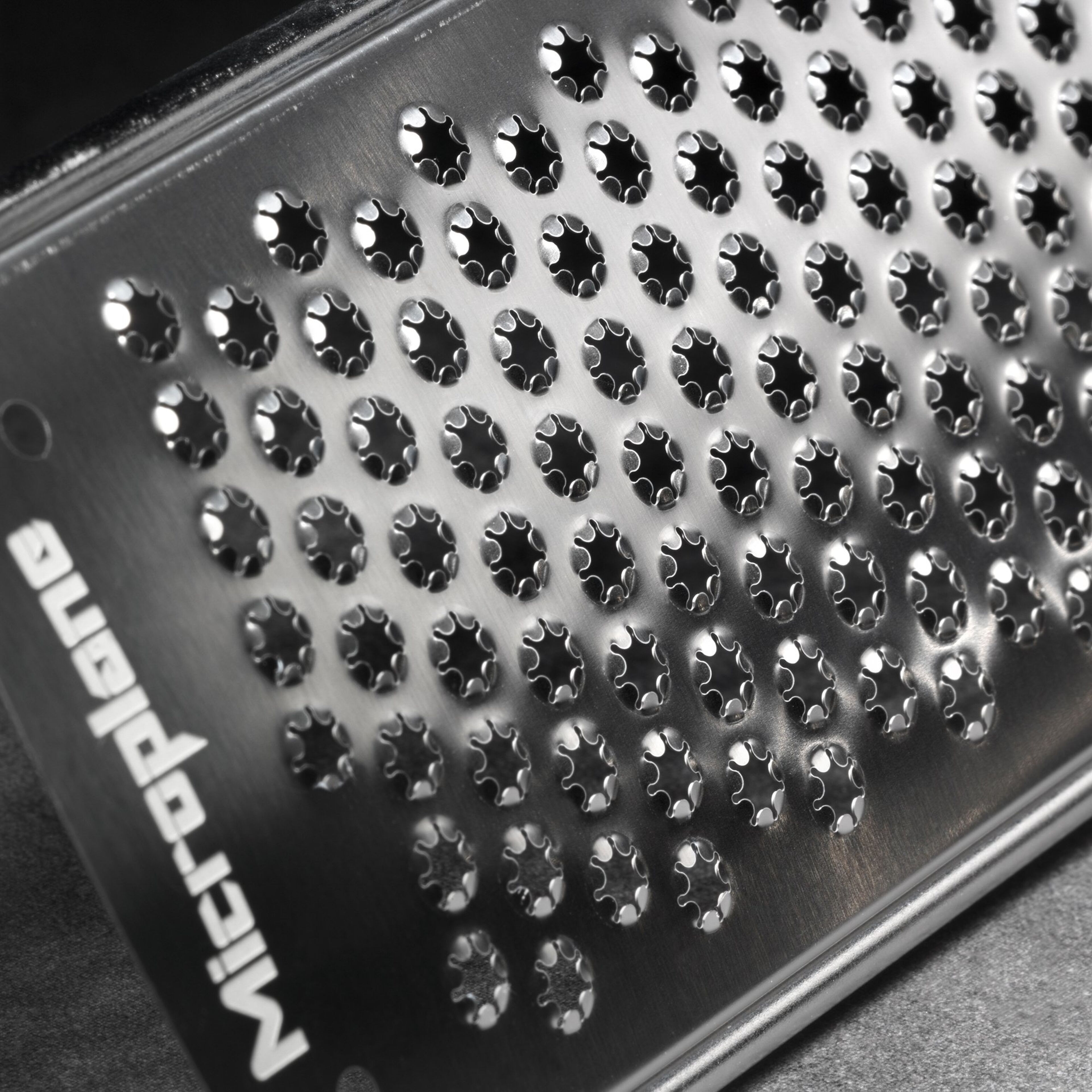 microplane-gourmet-stjernebladsrivejern-45009-3314-4