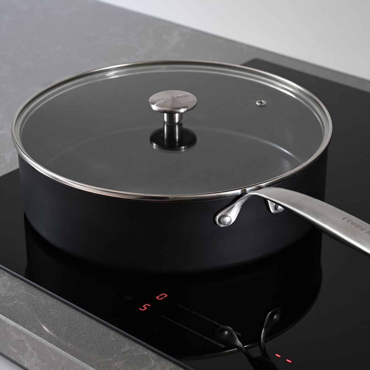 Combekk Sautépanne med stålhåndtak 28 cm / 5 liter, svart