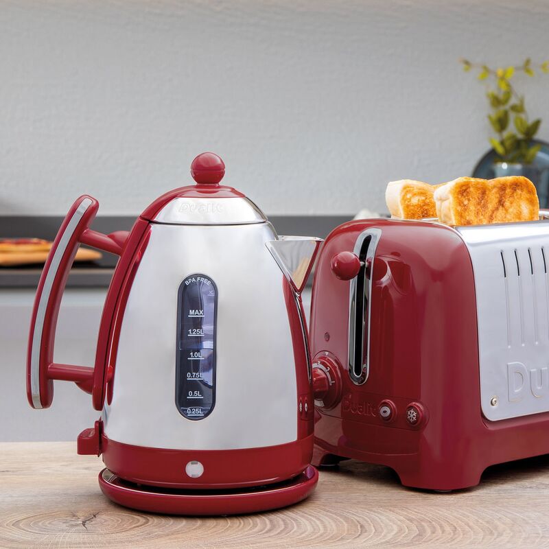 Jug elkedel 1,5 liter, rød/rustfrit stål